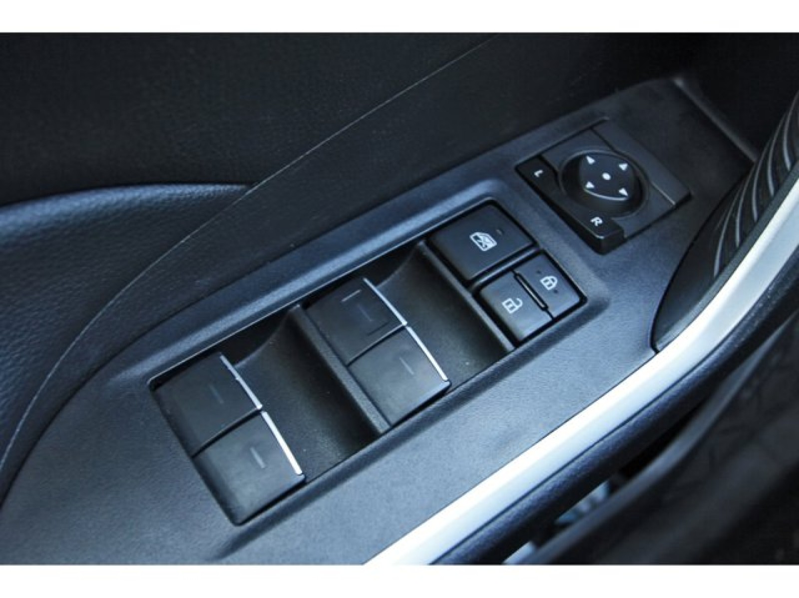 2024 Toyota RAV4 XLE White at TX Auto Group