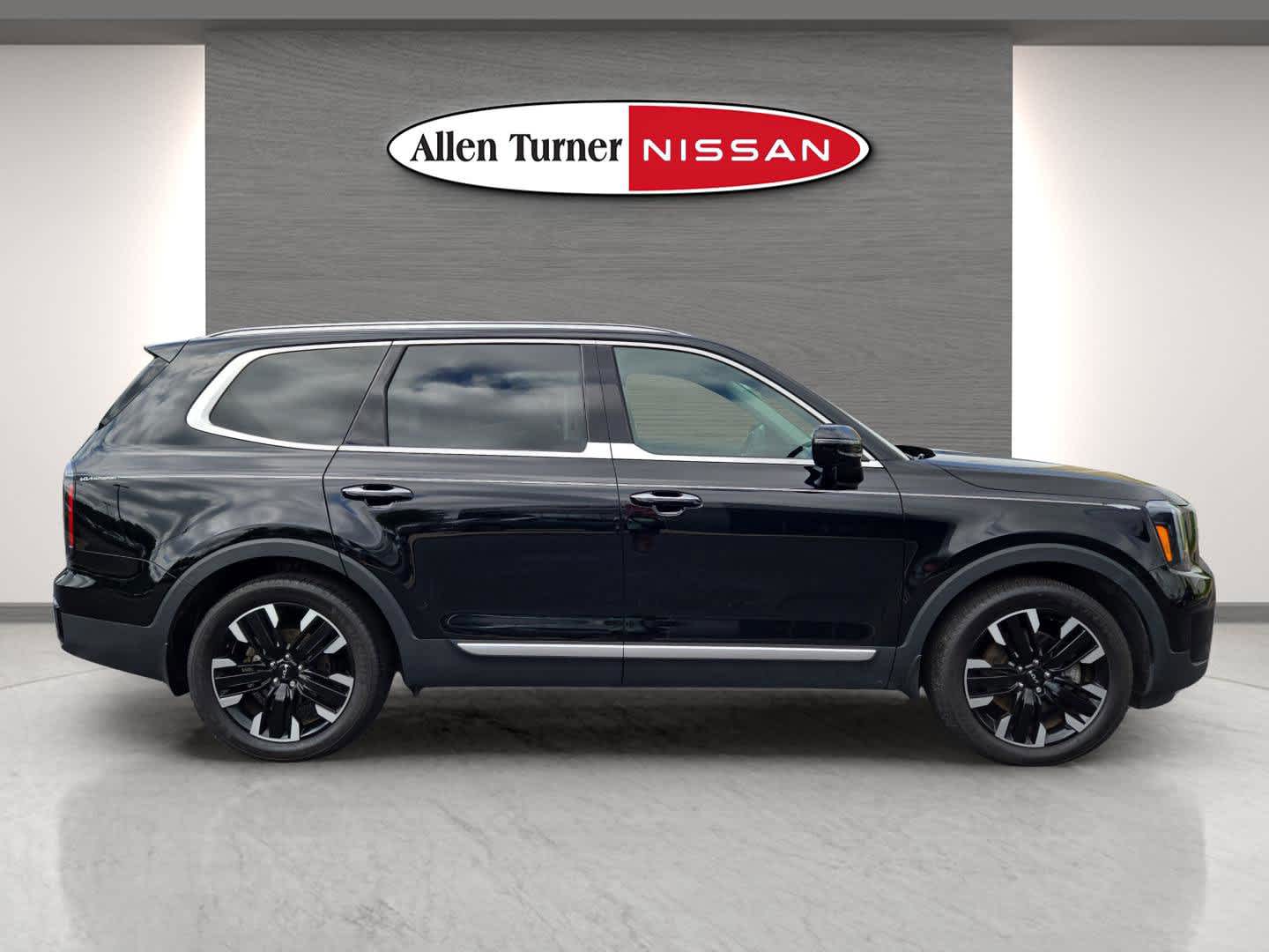 2024 Kia Telluride SX photo 5