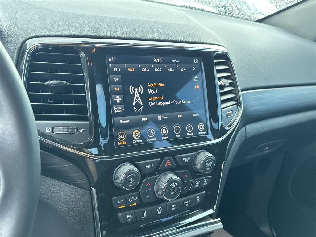 2022 Jeep Cherokee Laredo X photo 22