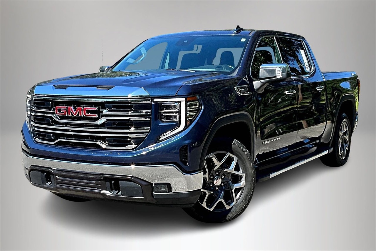 2022 GMC Sierra 1500 SLT's photo