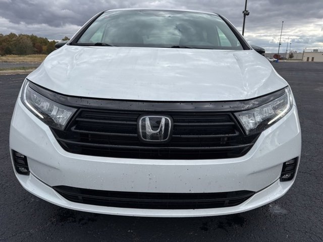 2023 Honda Odyssey Sport photo 2