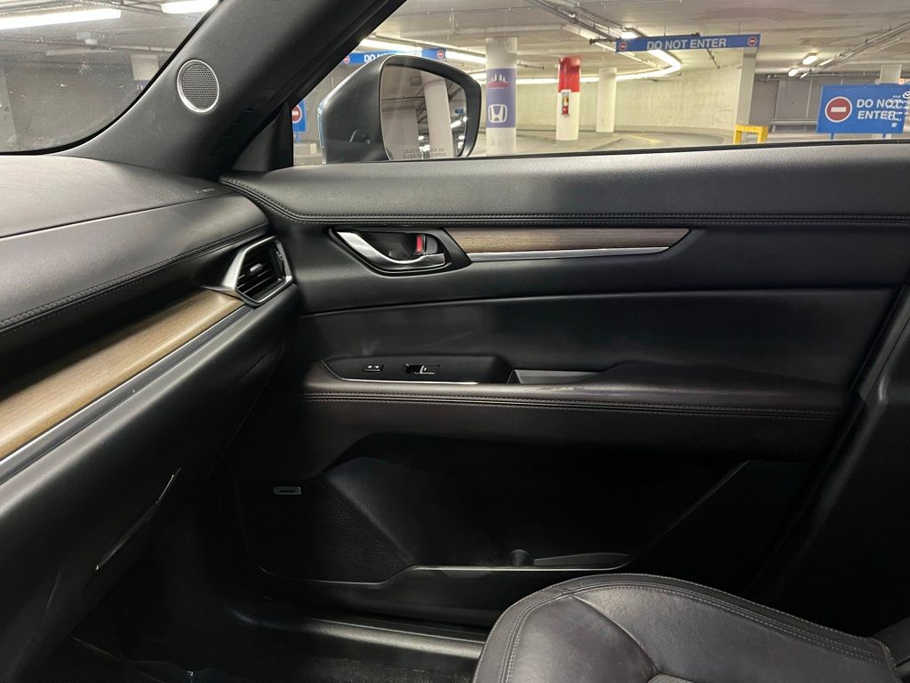 2019 Mazda CX-5 Signature photo 25