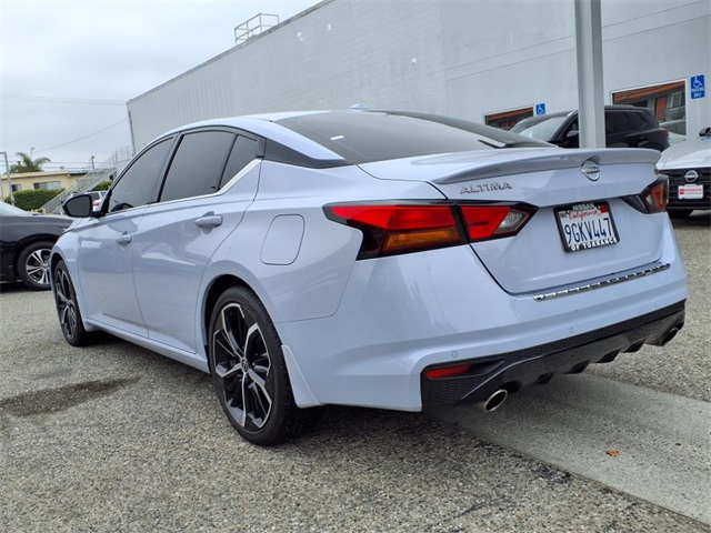 2023 Nissan Altima 2.5 SR photo 3