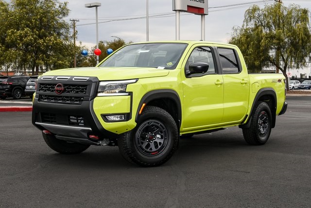 2026 Nissan Frontier PRO-4X's photo