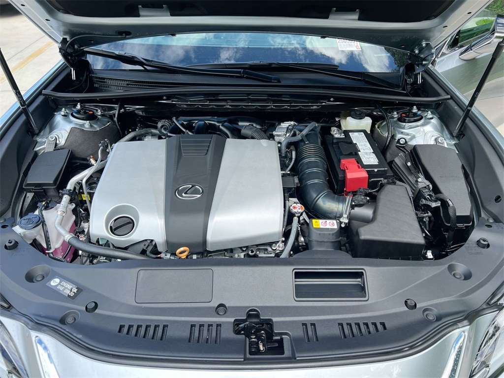 2025 Lexus ES 350 photo 9