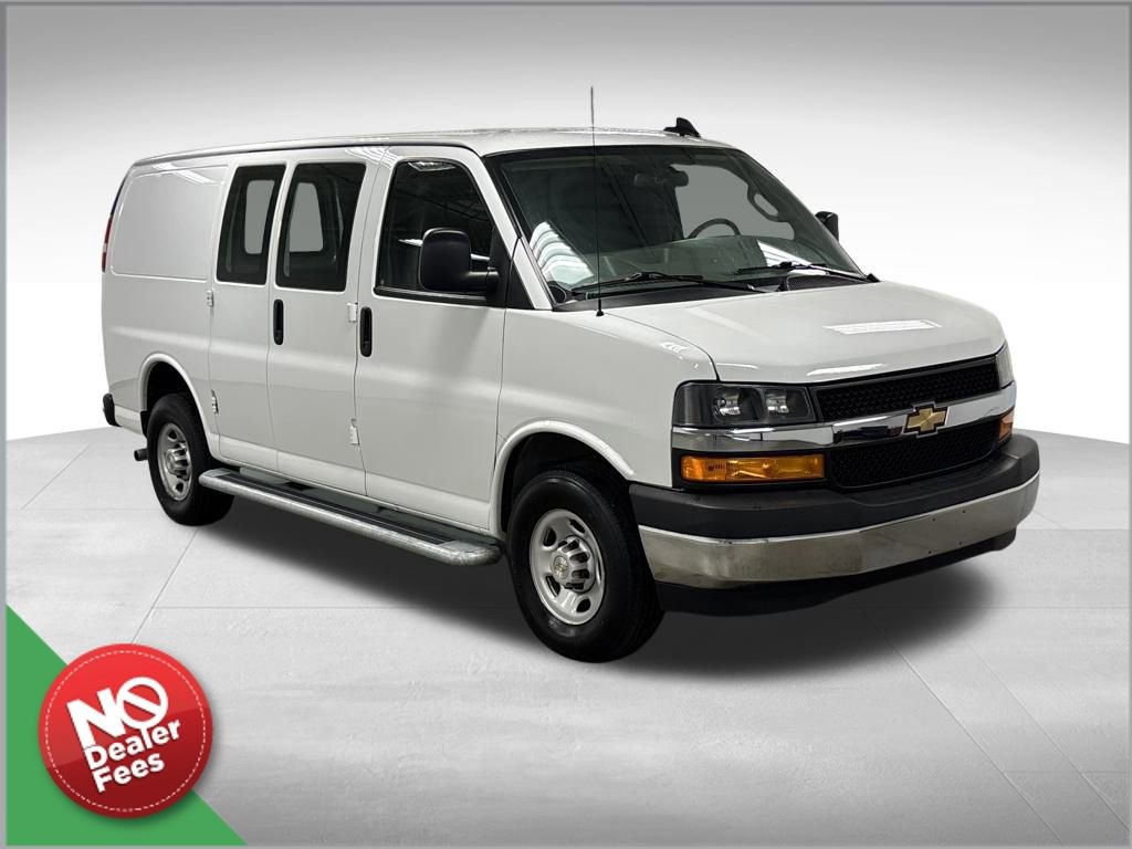 2024 Chevrolet Express Cargo Work Van's photo