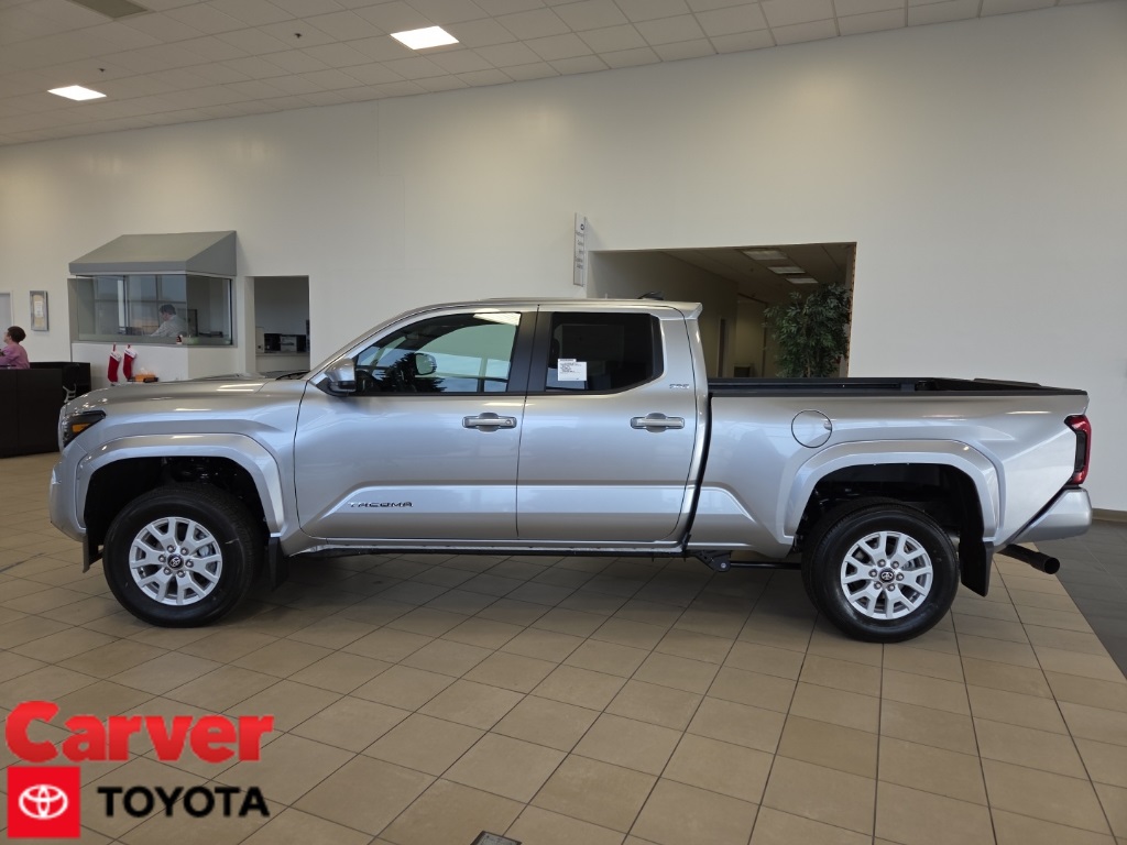 2026 Toyota Tacoma SR5's photo