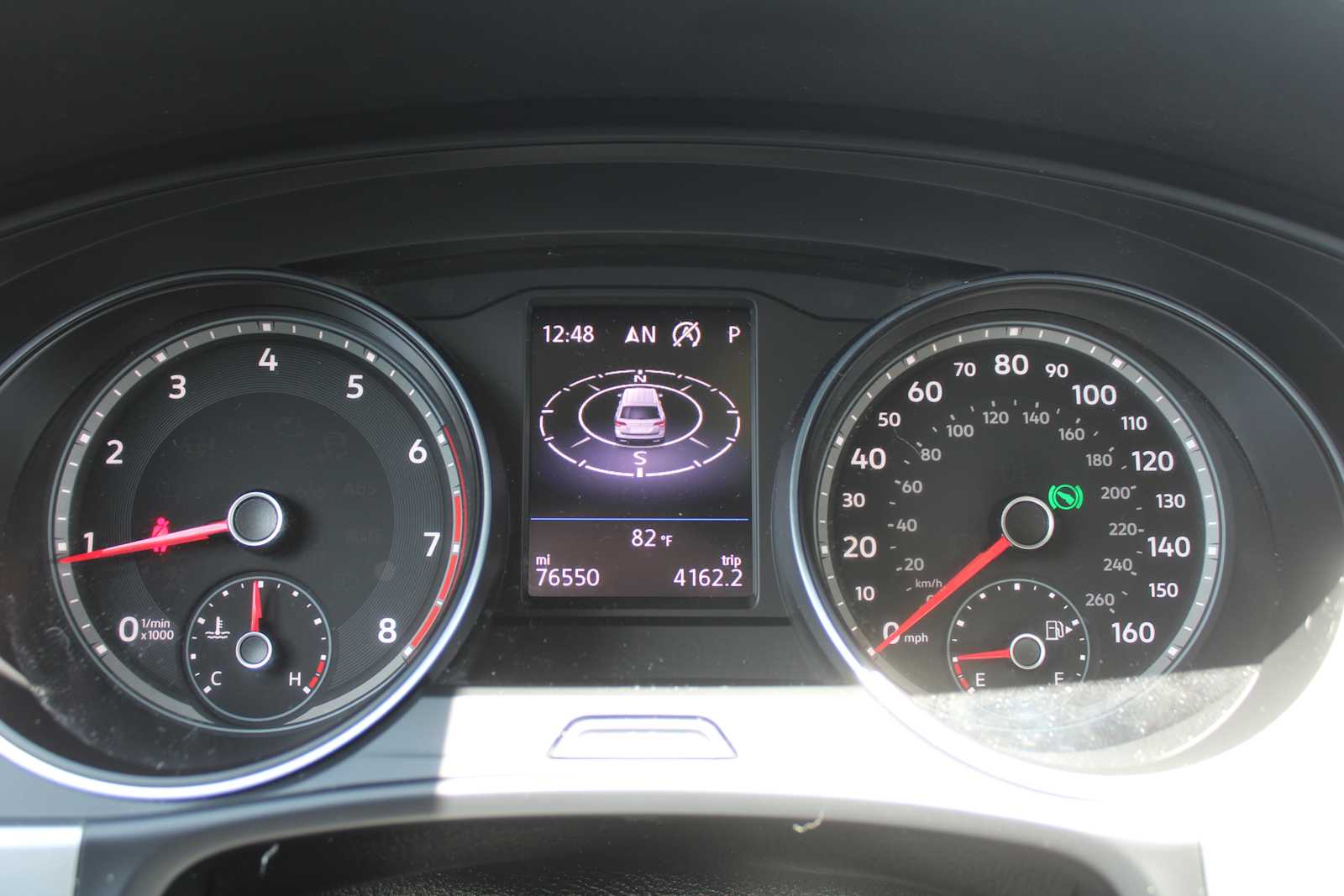 2018 Volkswagen Atlas V6 SEL photo 30