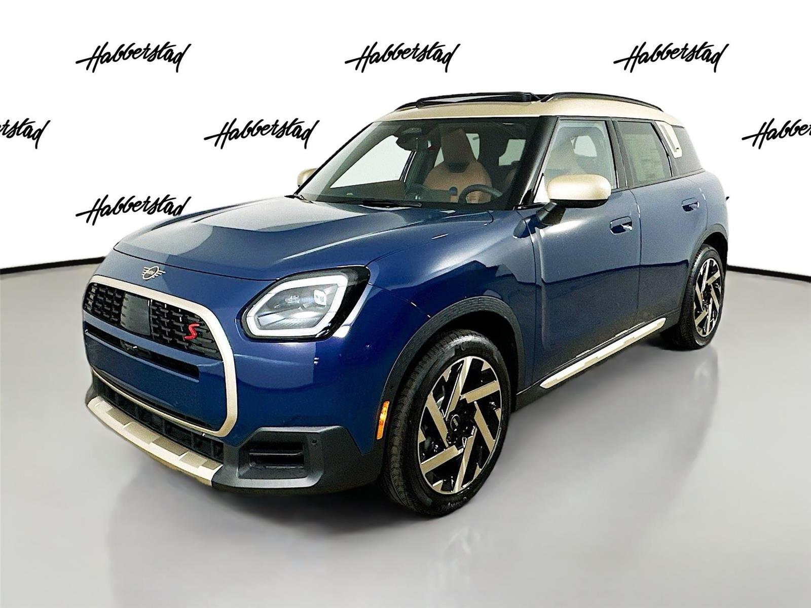 2025 MINI Countryman S's photo