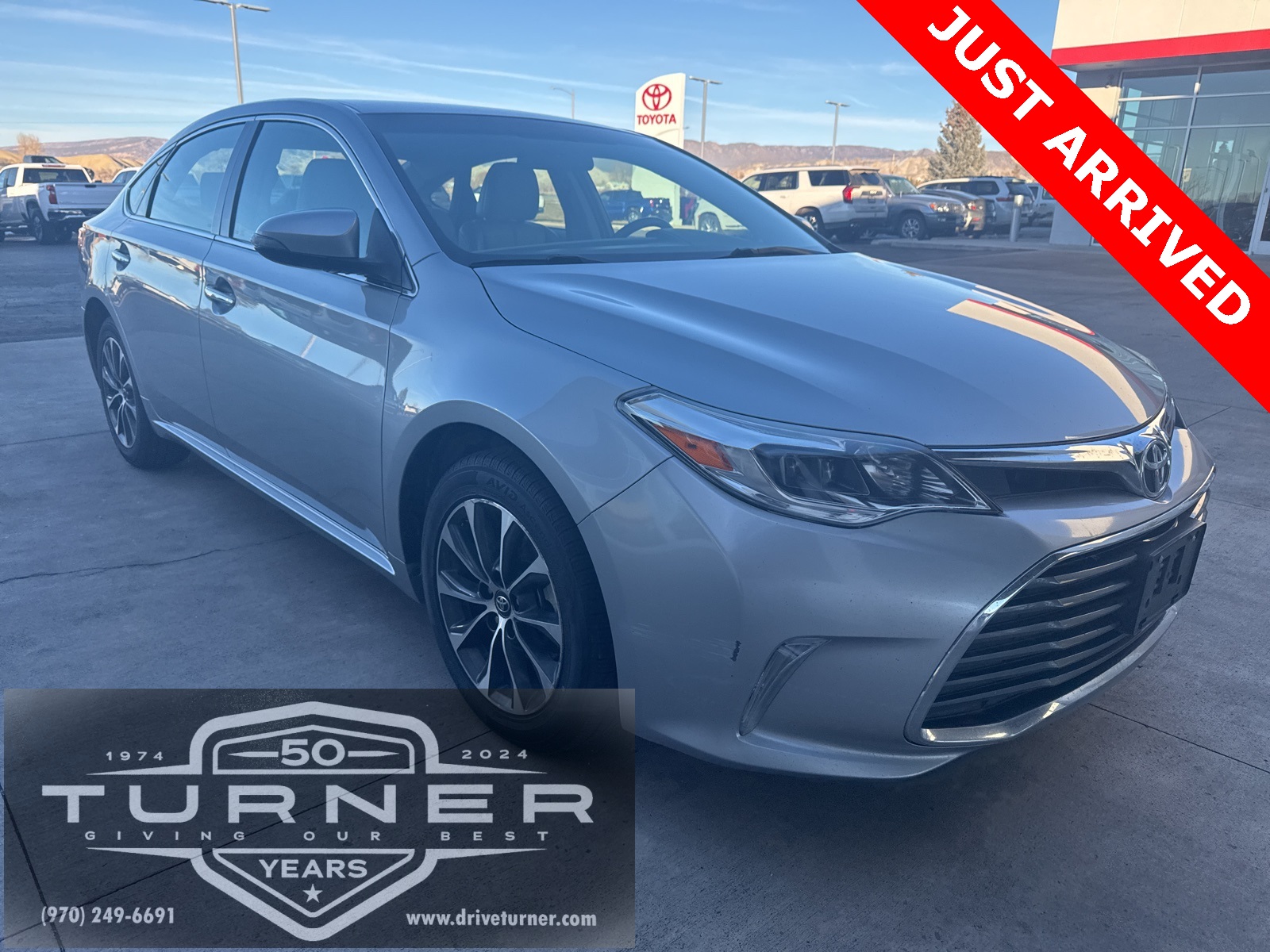 2016 Toyota Avalon XLE