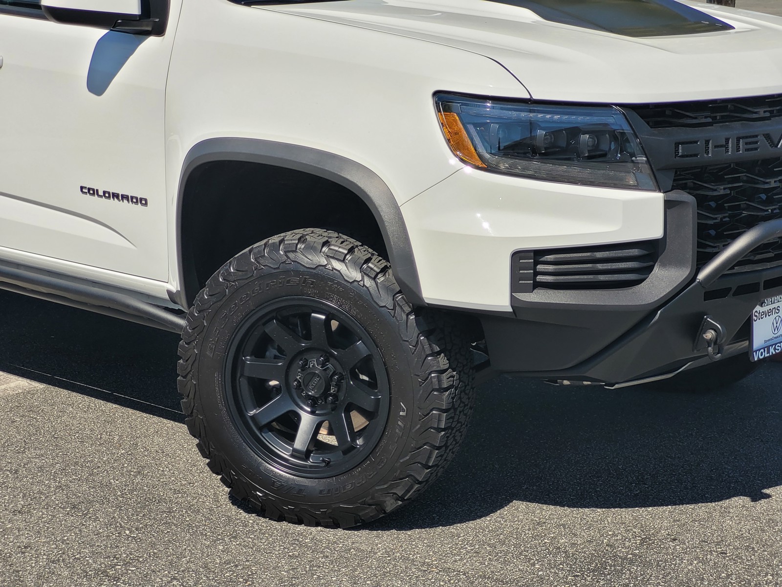 2021 Chevrolet Colorado ZR2 photo 2