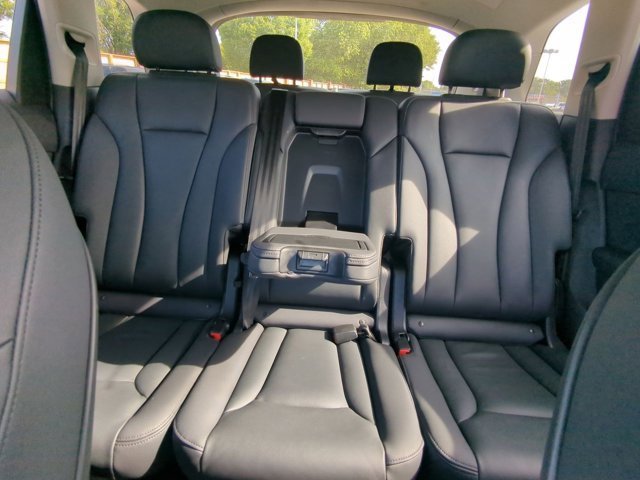 2024 Audi Q7 45 Premium Plus photo 13