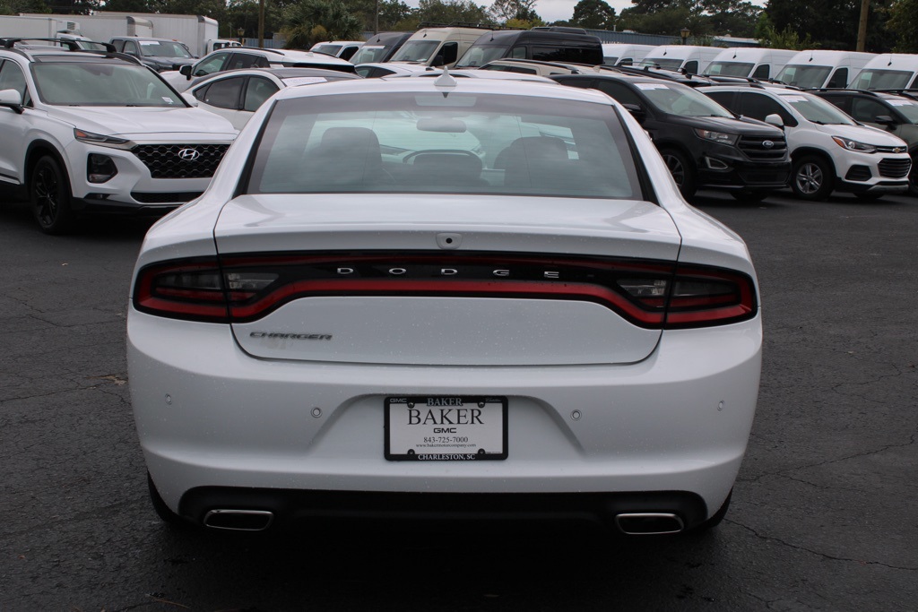 2023 Dodge Charger SXT photo 3