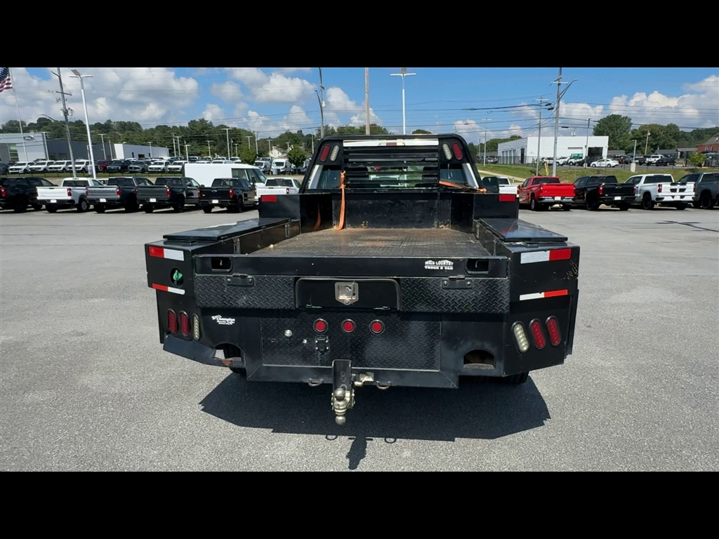 2014 Ford F-550 photo 5