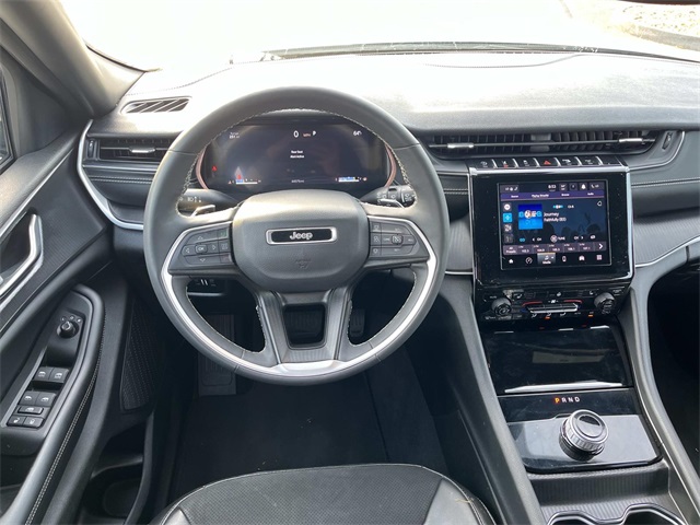 2024 Jeep Grand Cherokee Altitude photo 11