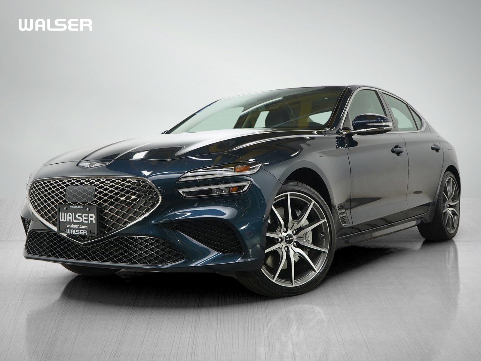 2025 GENESIS G70 Standard's photo