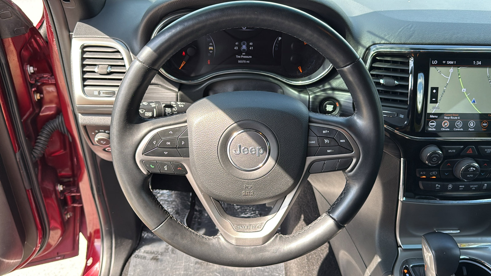 2021 Jeep Grand Cherokee Laredo X photo 12