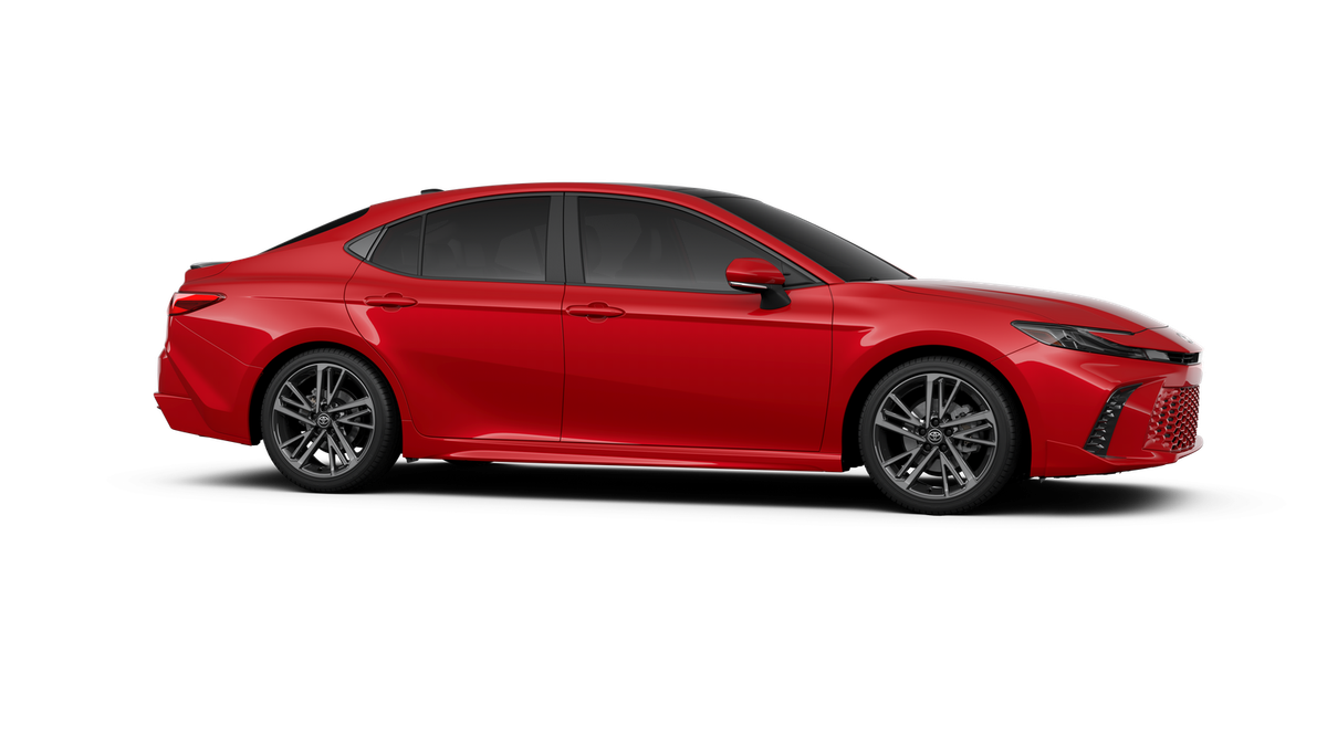 2025 Toyota Camry XSE photo 13