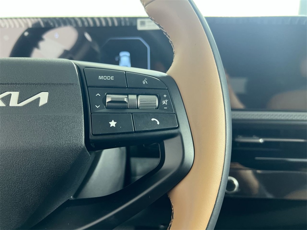 2025 Kia EV6 Wind photo 18