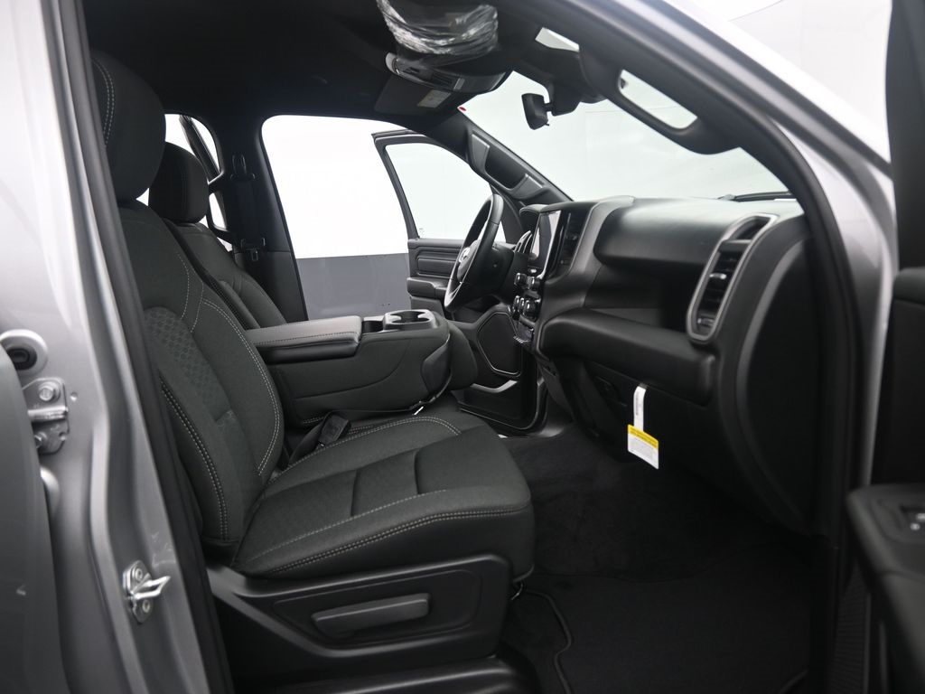 2025 Ram 1500 Tradesman photo 21