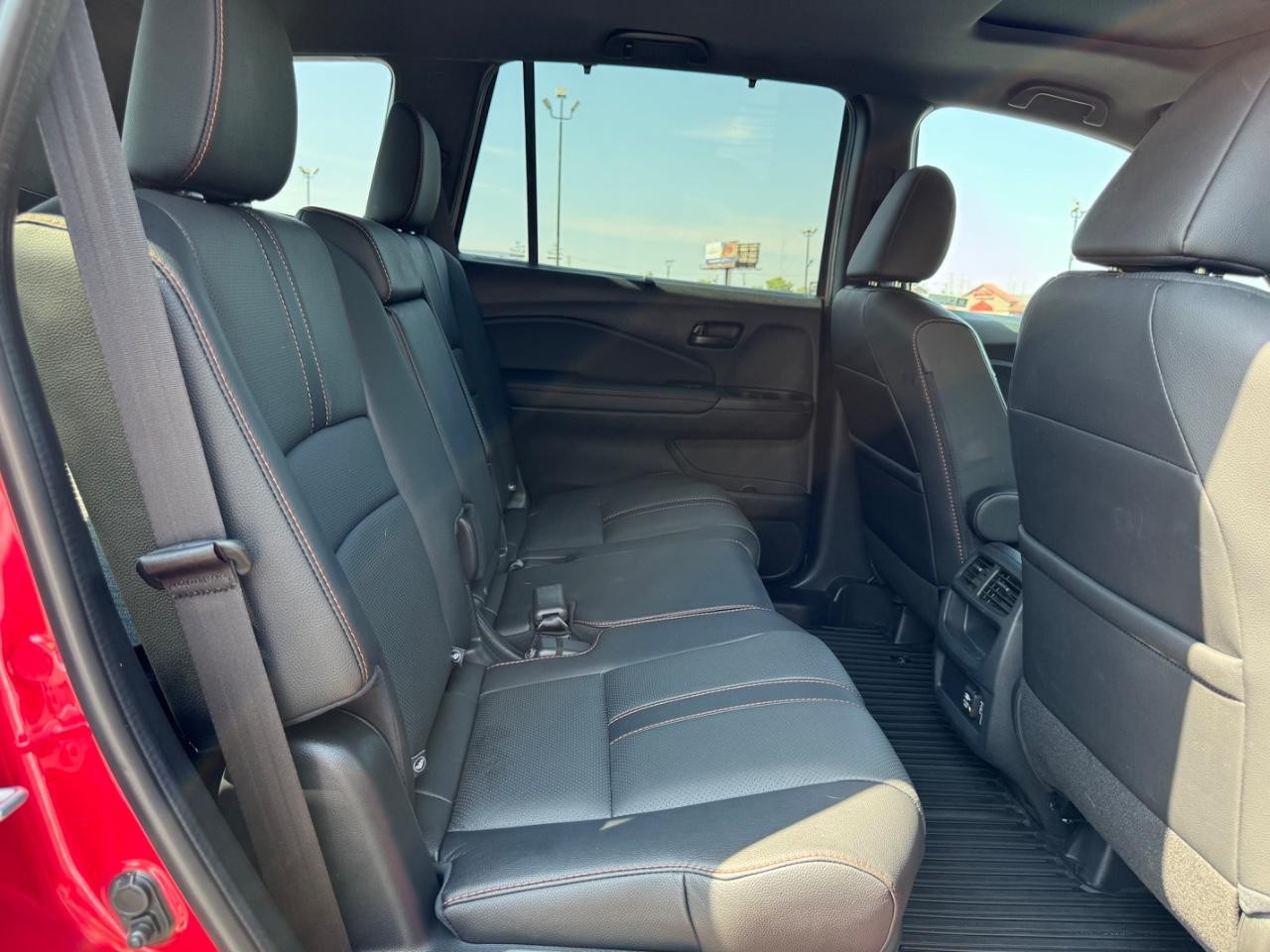 2022 Honda Passport TrailSport photo 10