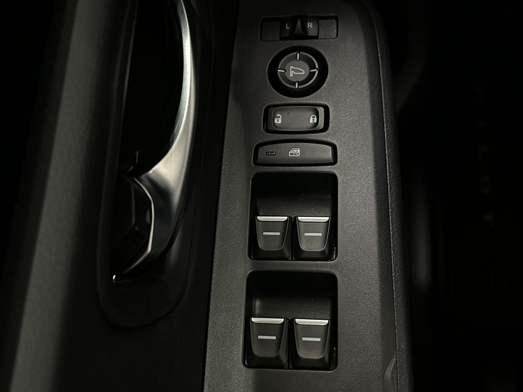 2025 Honda Pilot Touring photo 12