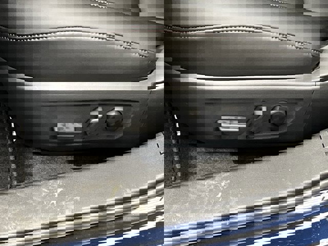 2025 Mazda Mazda3 Hatchback 2.5 s Preferred photo 10