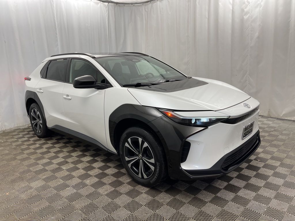 Used 2023 Toyota bZ4X XLE with VIN JTMABACAXPA023539 for sale in Countryside, IL