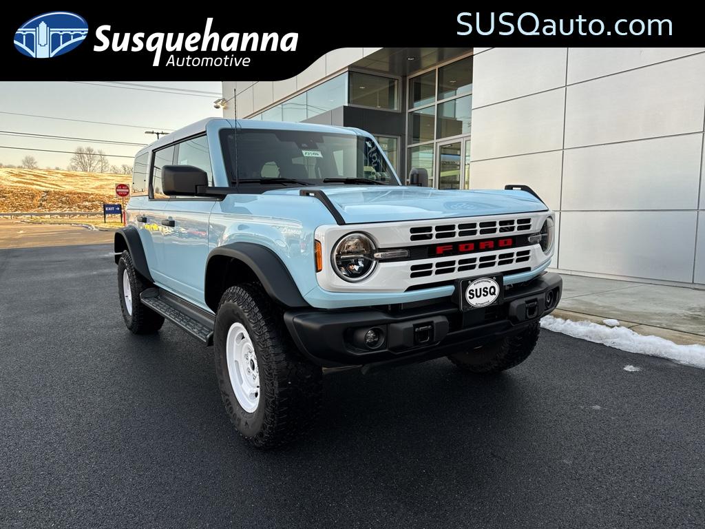 2025 Ford Bronco 4-Door Heritage Editon's photo