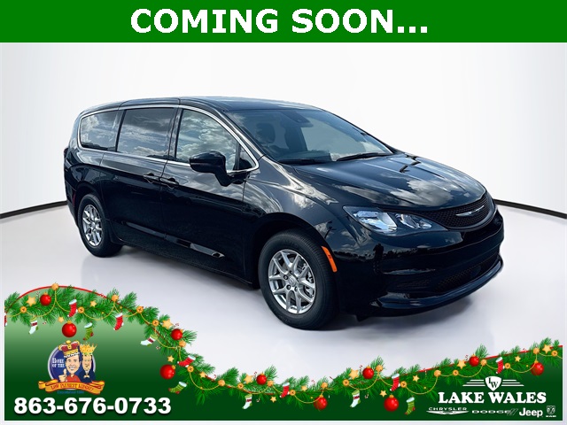 2025 Chrysler Voyager LX's photo