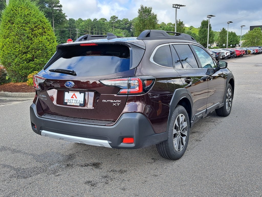 2025 Subaru Outback Limited XT photo 6
