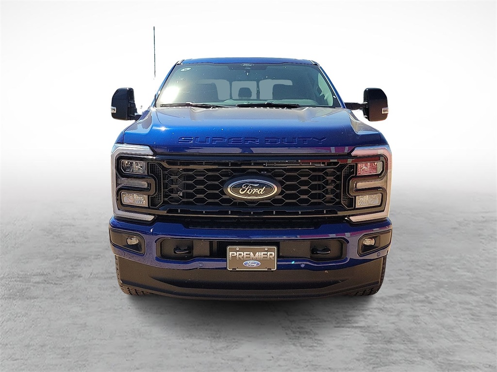 2026 Ford F-250 photo 3