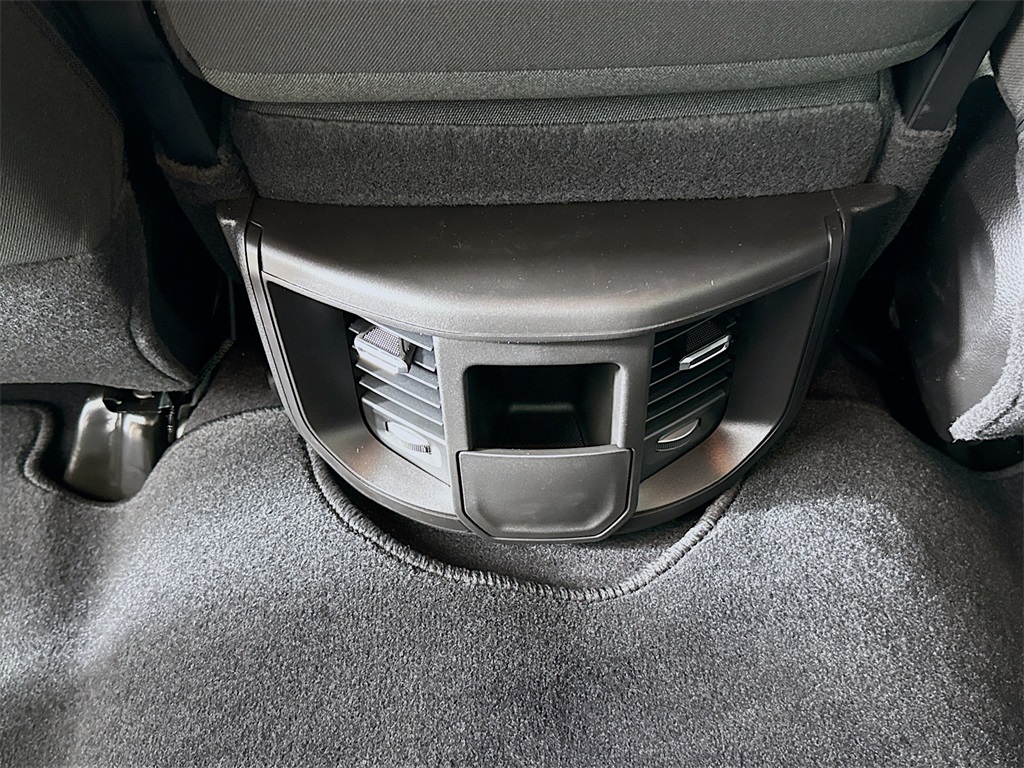 2025 Ram 2500 Big Horn photo 23
