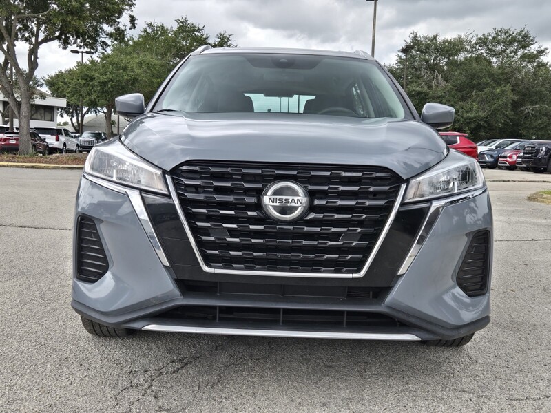 2021 Nissan Kicks SV photo 10