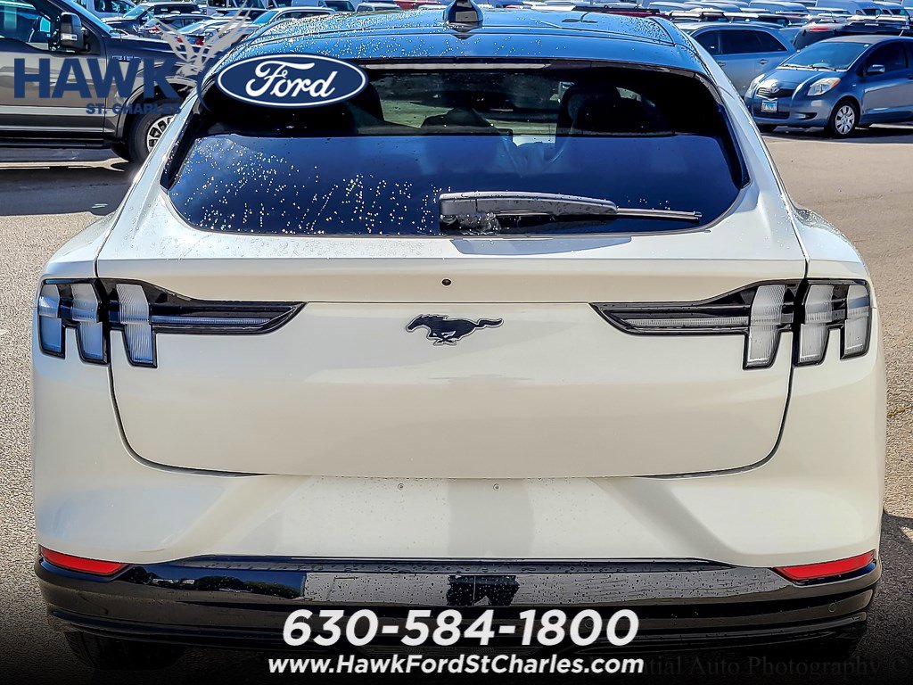 2025 FORD MUSTANG MACH-E - Image 4