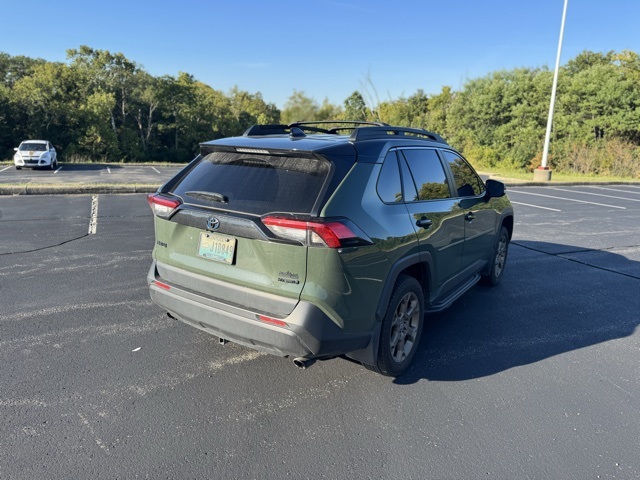 2024 Toyota RAV4 Hybrid photo 2