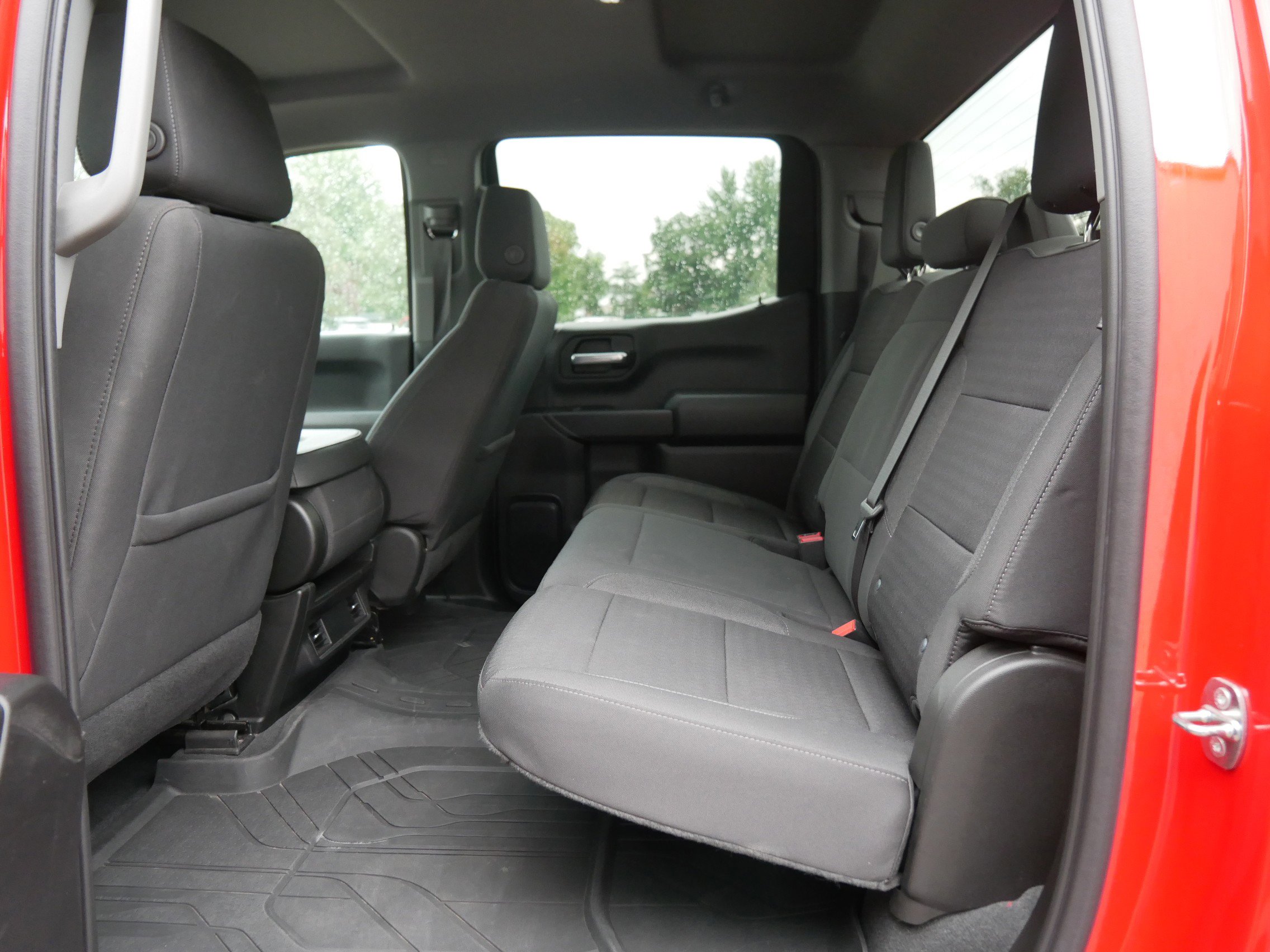 2022 Chevrolet Silverado 1500 Custom photo 11