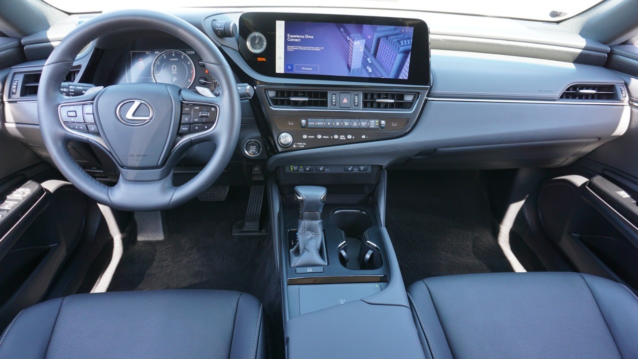 2023 Lexus ES 350 photo 26