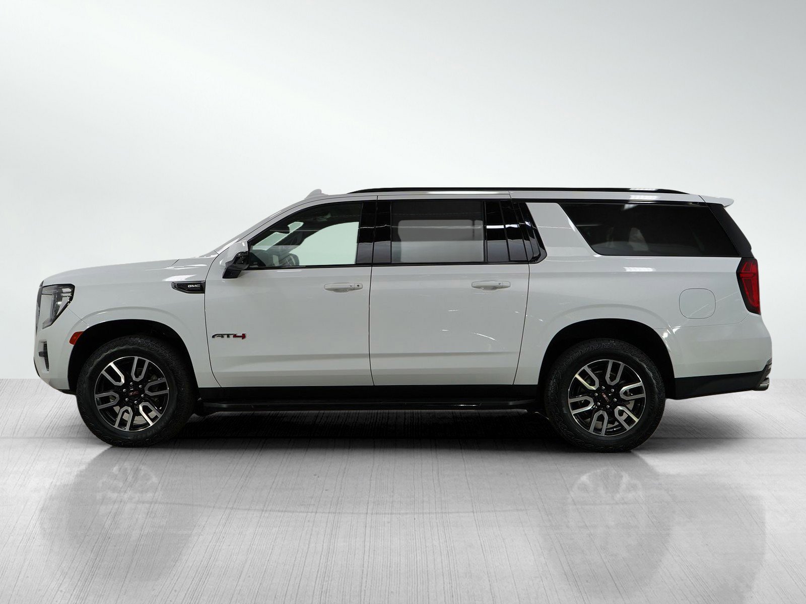 Used 2024 GMC Yukon XL AT4 with VIN 1GKS2HKL8RR145759 for sale in Bloomington, Minnesota
