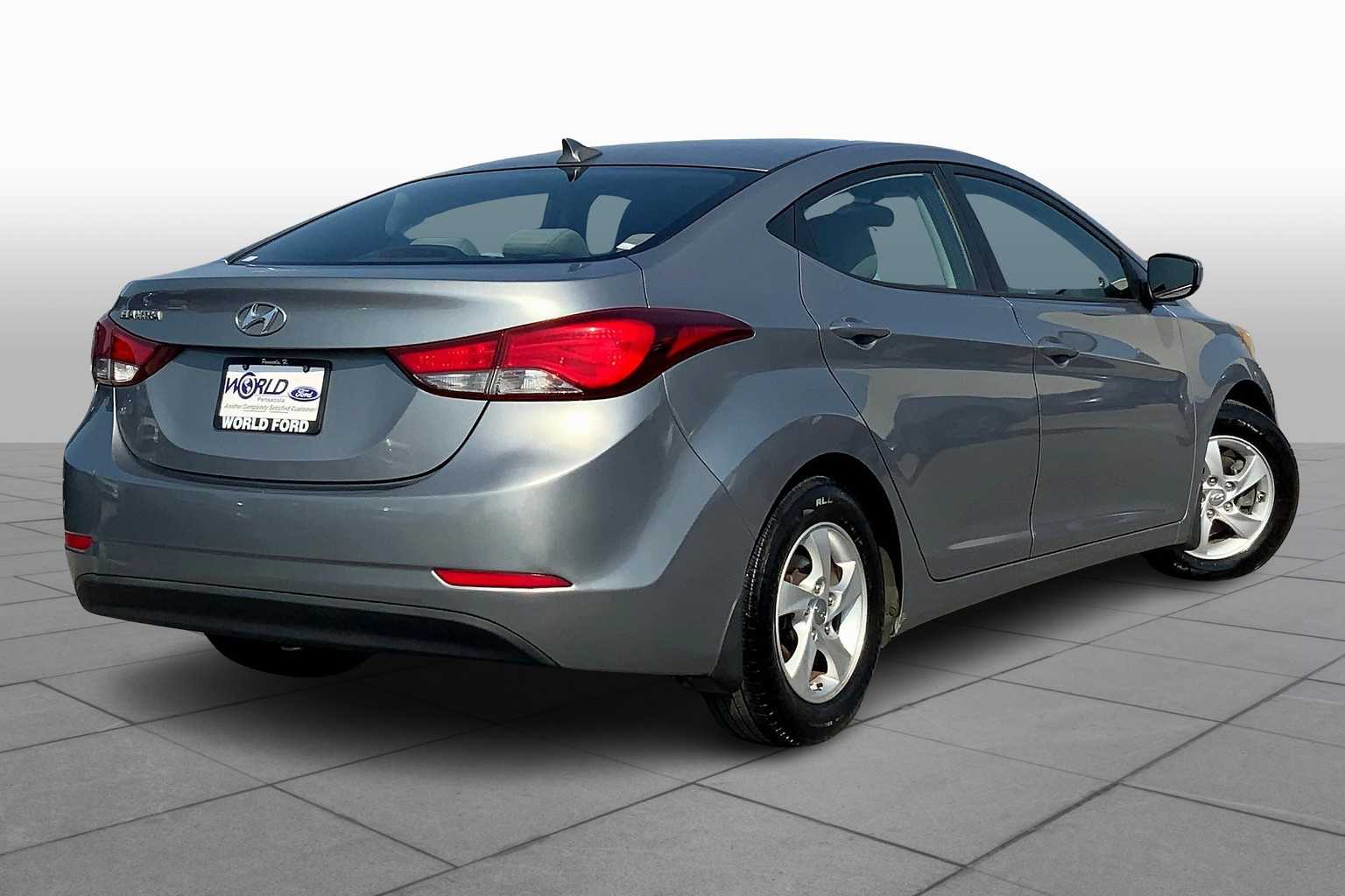 2014 Hyundai Elantra SE photo 11