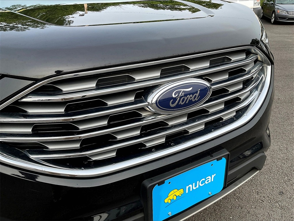 2021 Ford Edge SEL photo 29