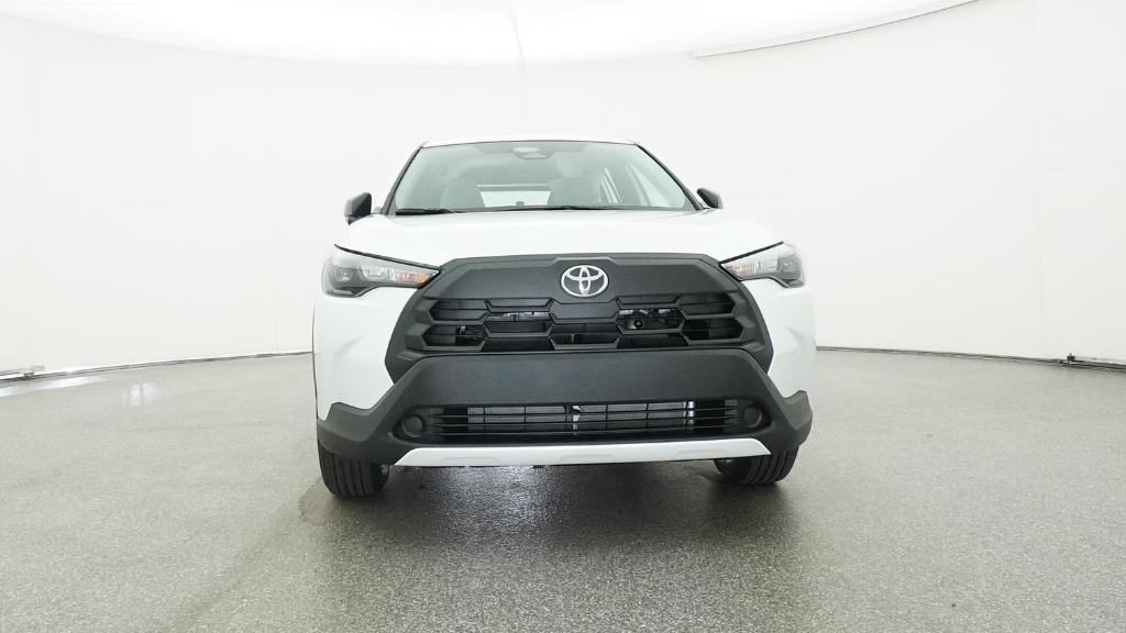 2026 Toyota Corolla Cross L photo 3