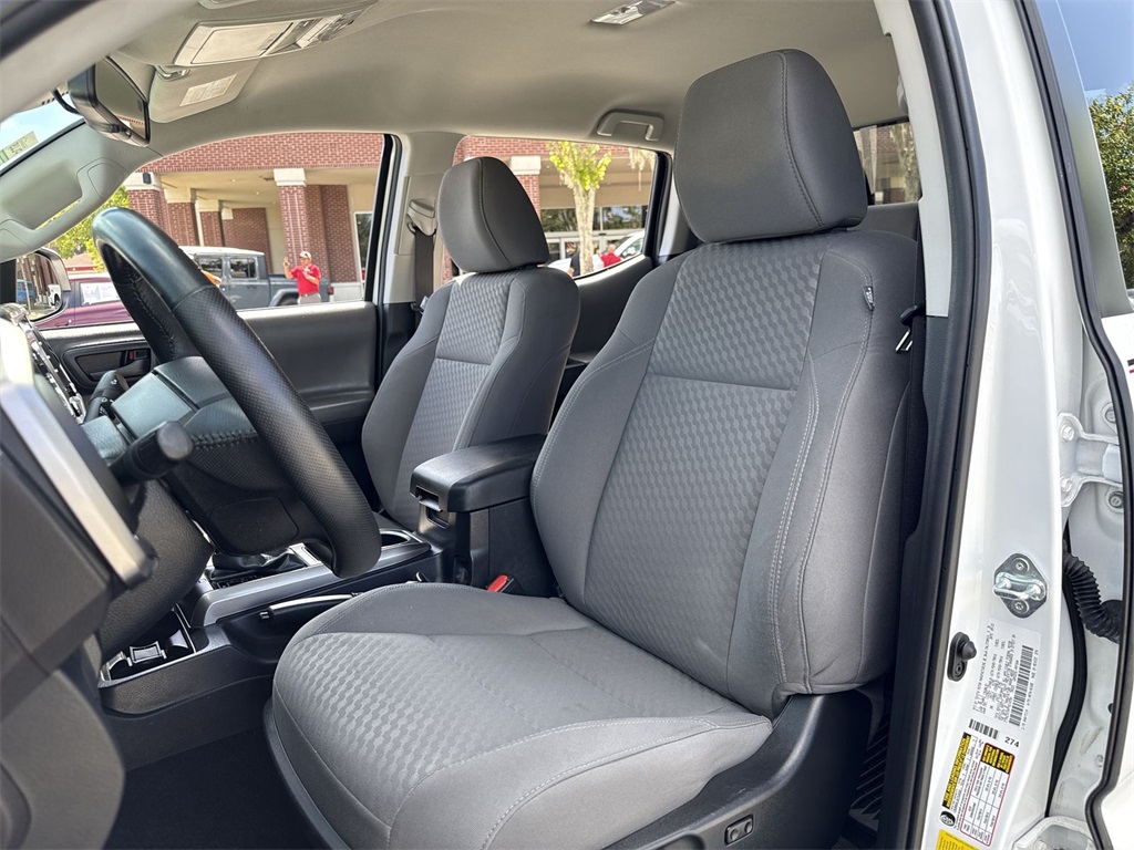 2023 Toyota Tacoma SR5 photo 11