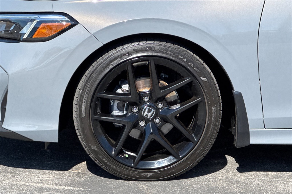 2025 Honda Civic Sport photo 23