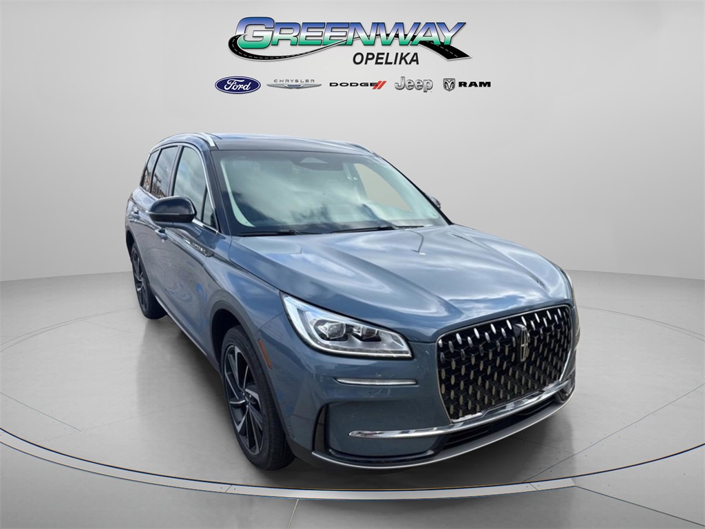 2023 Lincoln Corsair Reserve photo 3