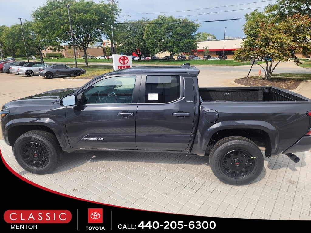 2025 Toyota Tacoma SR5 photo 3