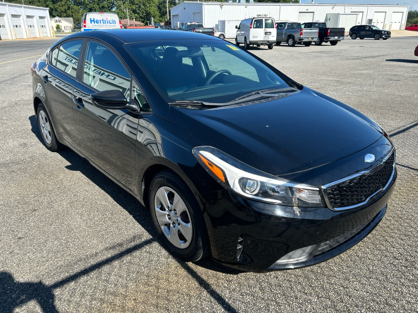 2017 Kia Forte LX Base photo 2