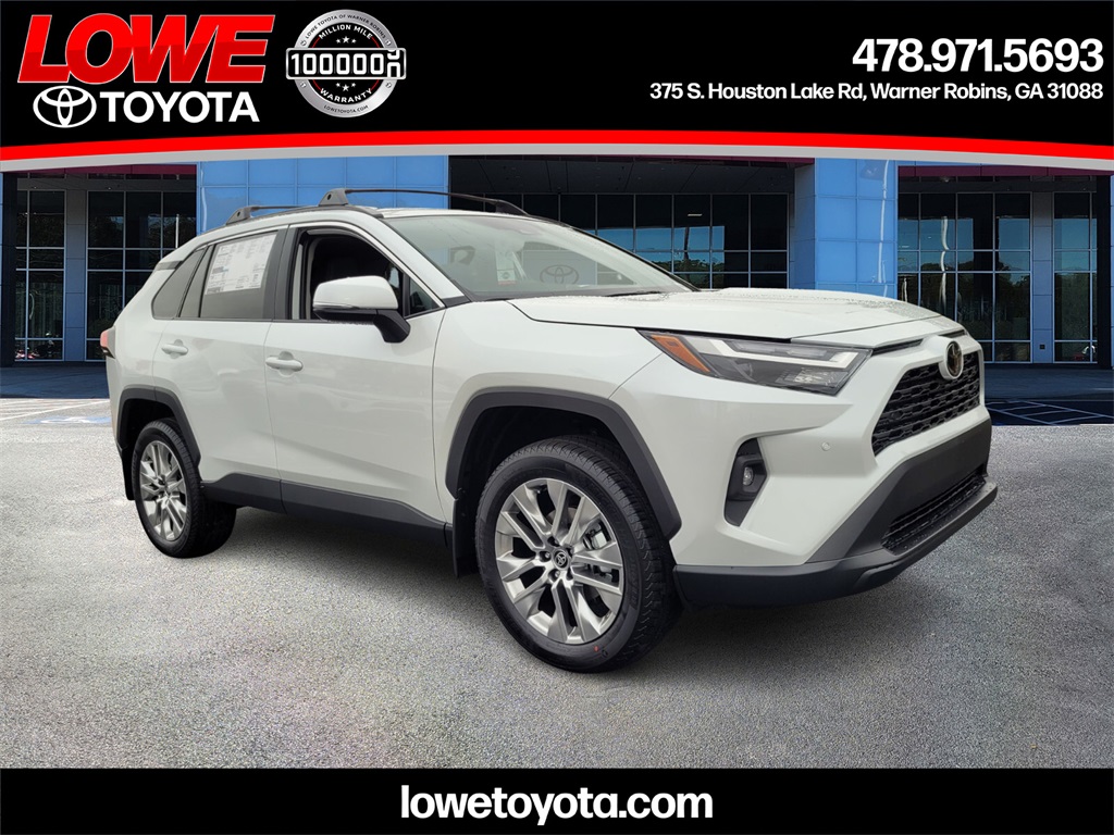2025 Toyota RAV4 XLE Premium's photo