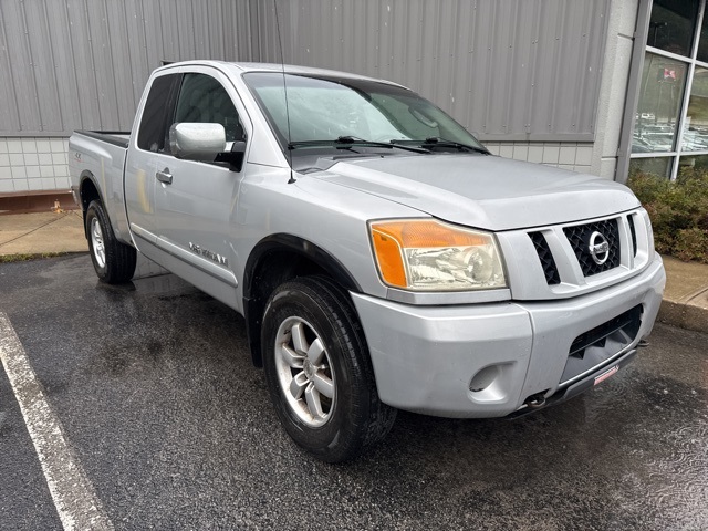 2008 Nissan Titan PRO-4X photo 3