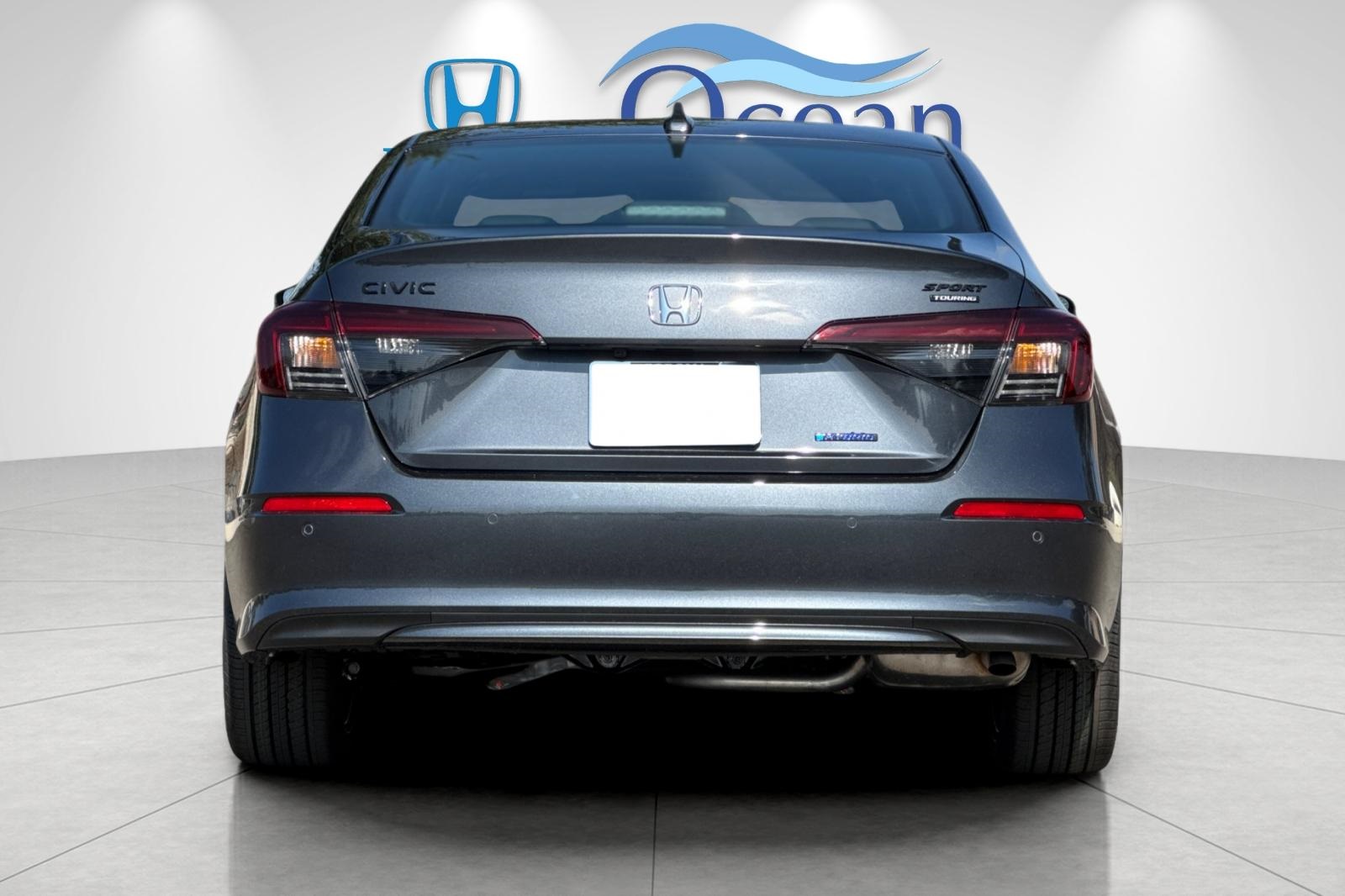 2026 Honda Civic Hybrid Sport Touring photo 4